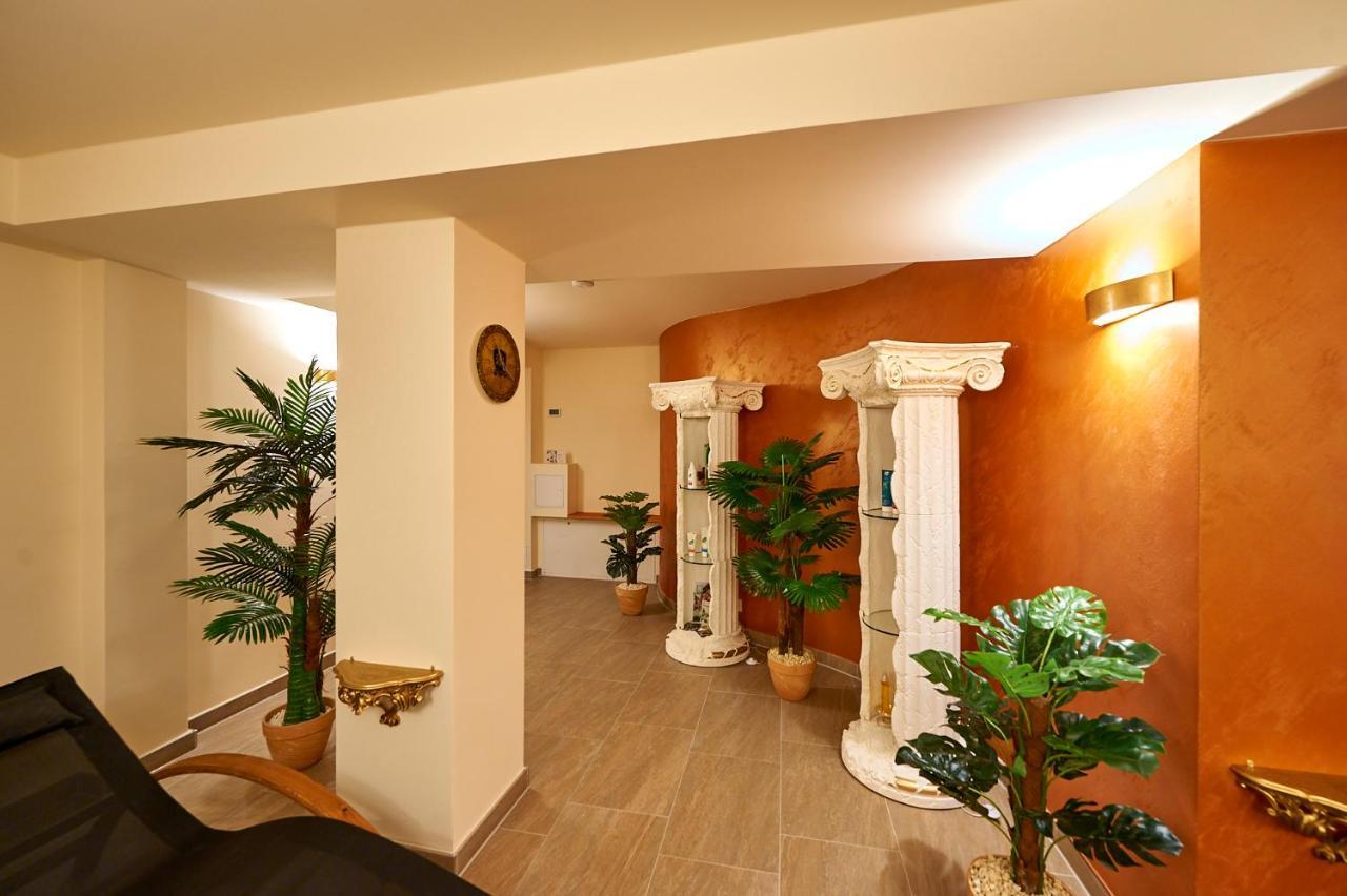Hotel Belvedere Rostock Exterior photo