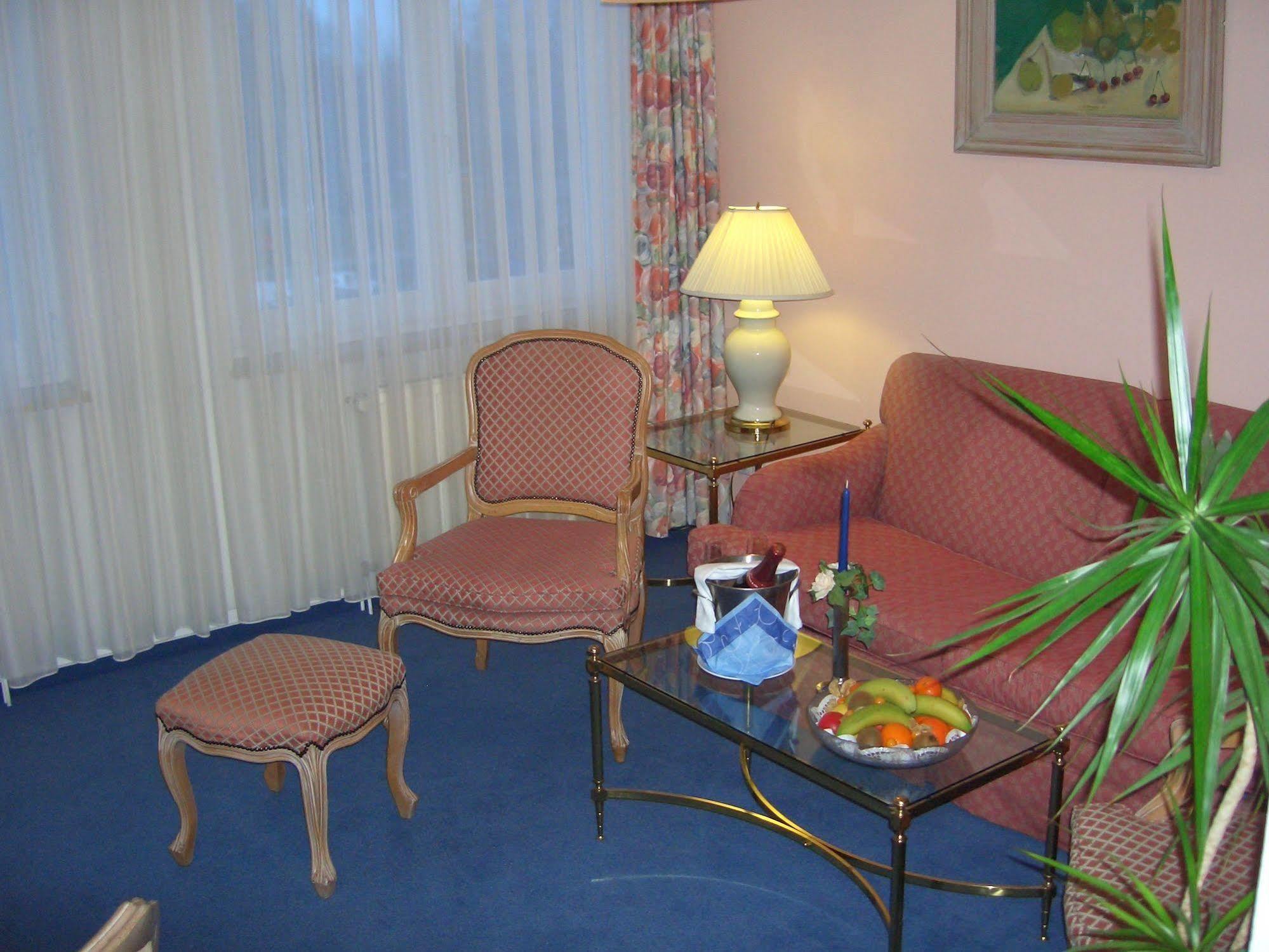 Hotel Belvedere Rostock Exterior photo